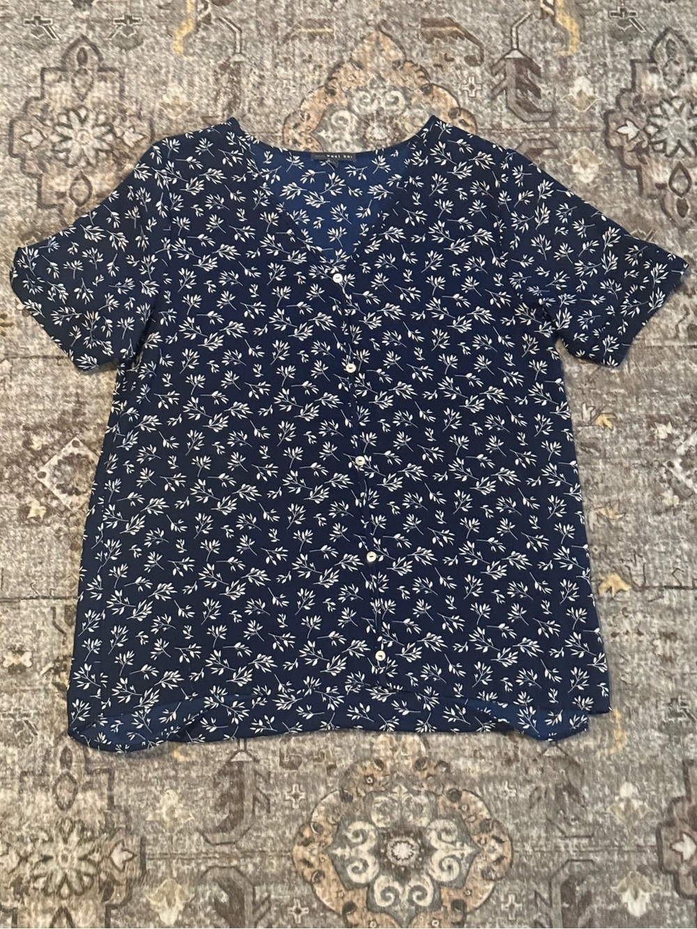 🥿 West Kei Women’s Navy Button-Front Floral Sprig Print Top Cottagecore - Size L
